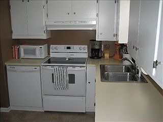 3rd image of 7327 James Ave