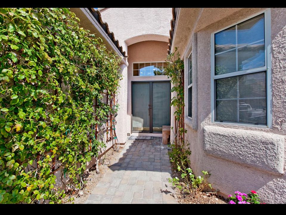 1st image of 11252 Playa Caribe Ave