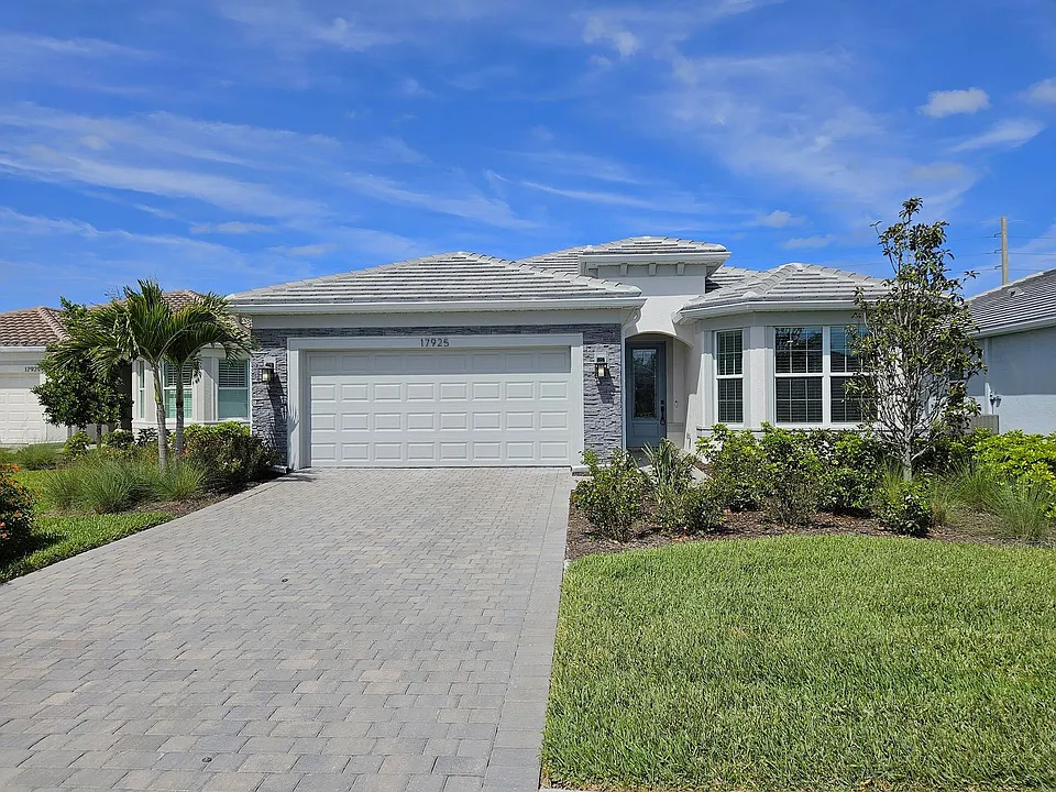 17925 Nadine Pl