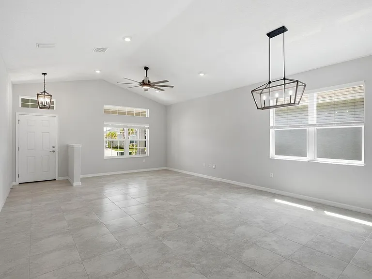 55 Matanzas Lakes Dr — Photo 11