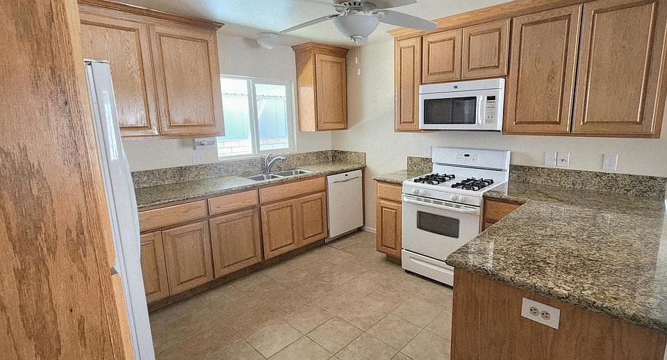 1st image of 73344 Haystack Mountain Dr