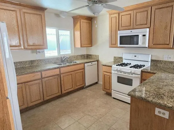 73344 Haystack Mountain Dr, Palm Desert, CA 92260
