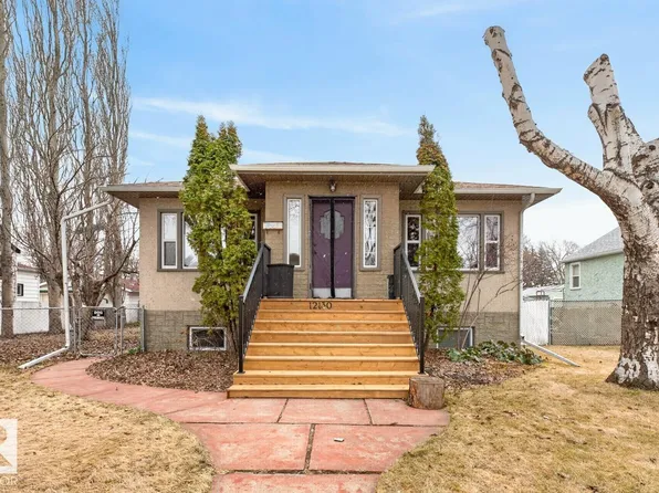 12130 60th St NW, Edmonton, AB T5W 3Z8