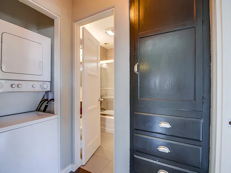 30th Street Cottages | 1 Bedroom Apartments in Golden Hill — Photo 32