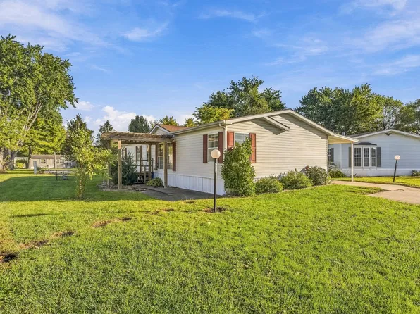 603 Bureau Ct, Mahomet, IL 61853