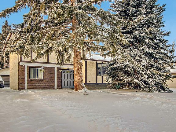 2nd image of 5611 Dalwood Way NW