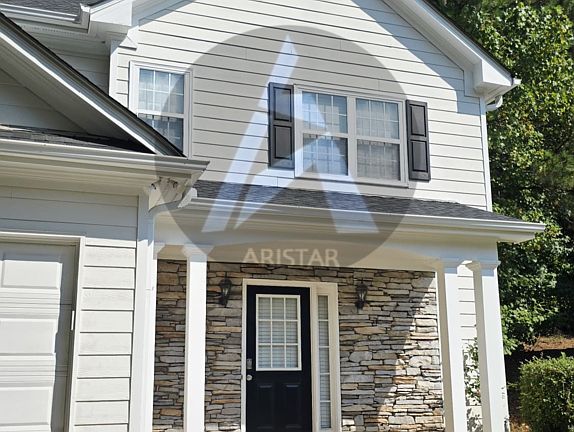 3rd image of 2624 McGuire Dr NW