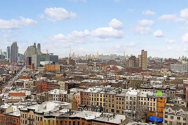 Sold by Compass | media 14