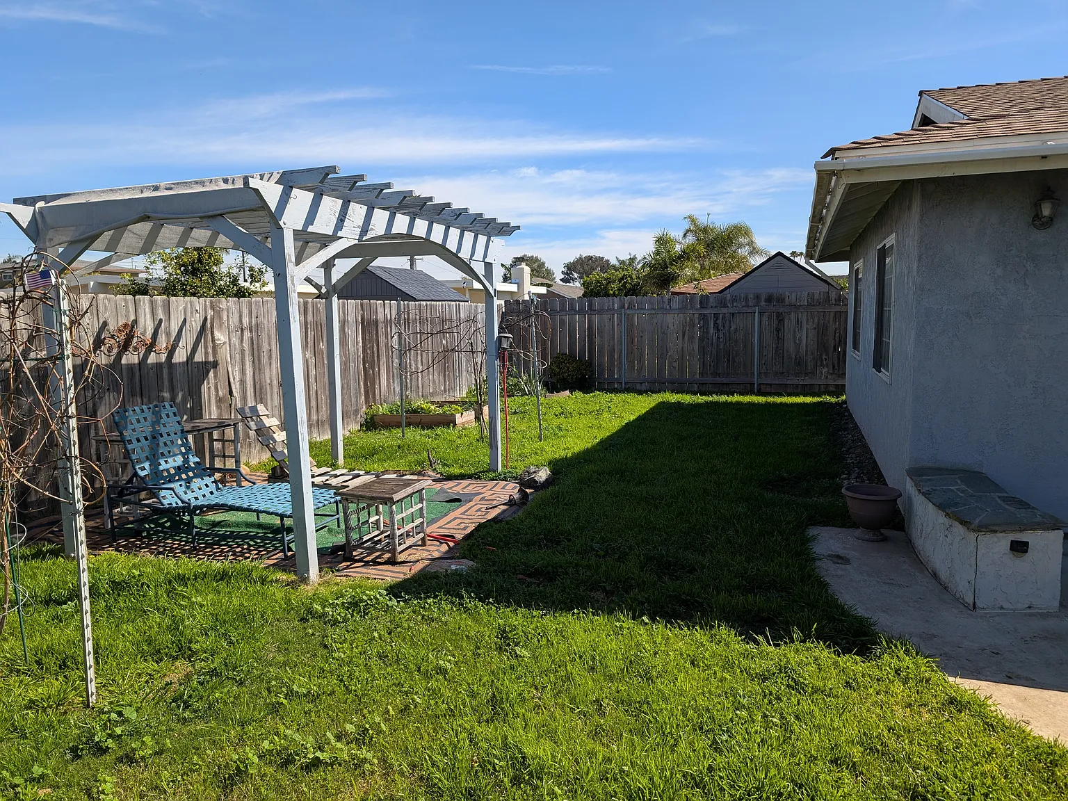 3 bed, 1369 sqft, $3,800 — Photo 4