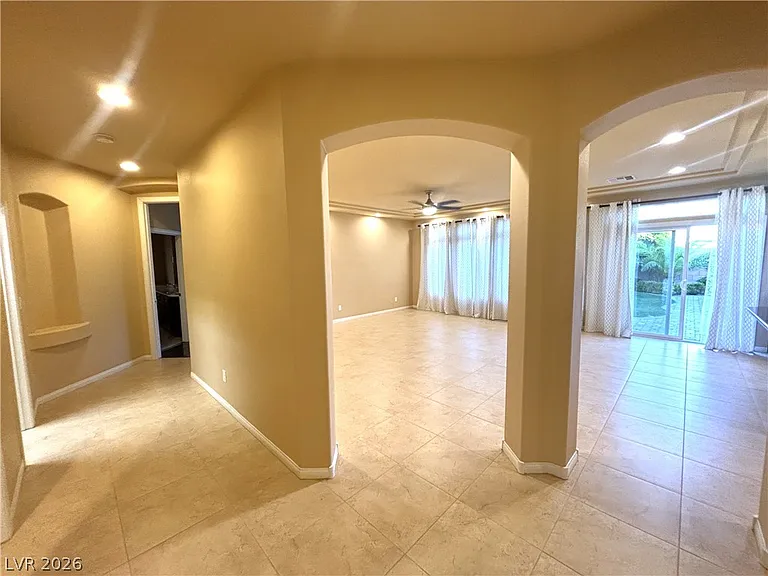6435 Grande River Ct — Photo 29