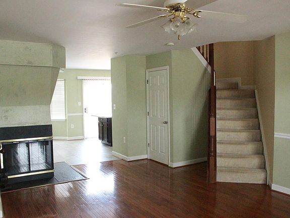 3rd image of 6144 Baldridge Cir