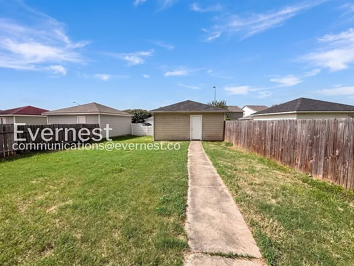 1043 Grassy View Dr — Photo 18