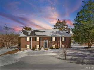 9 Ridgewood Dr, Hillsboro, MO 63050