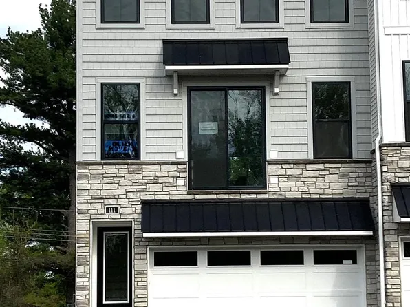 111 Brianna Ct #6, Chalfont, PA 18914