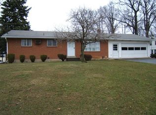 5283 Oak View Dr, Allentown, PA 18104