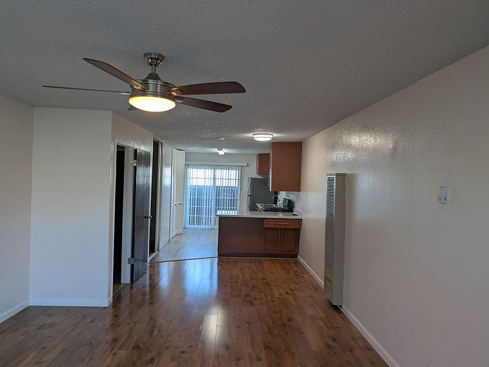 LIVING ROOM VIEW