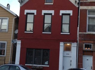 1538 W Augusta Blvd, Chicago, IL 60642