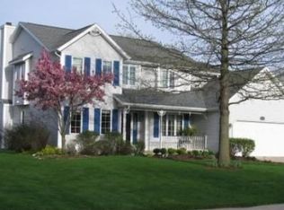 317 Farwell Rd, Beaver Dam, WI 53916