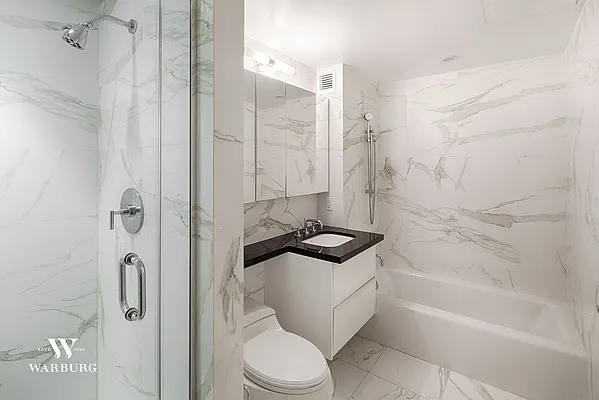 Rented by Warburg | media 21