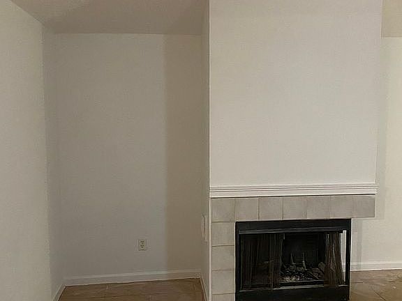 Living room fireplace 