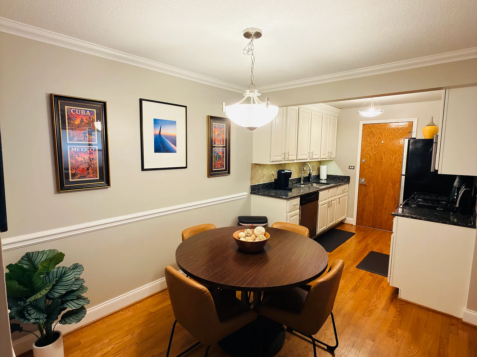 1 bed, 750 sqft, $3,200 — Photo 4
