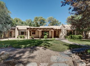 5813 Padre Roberto Rd NW, Los Ranchos De Albuquerque, NM 87107