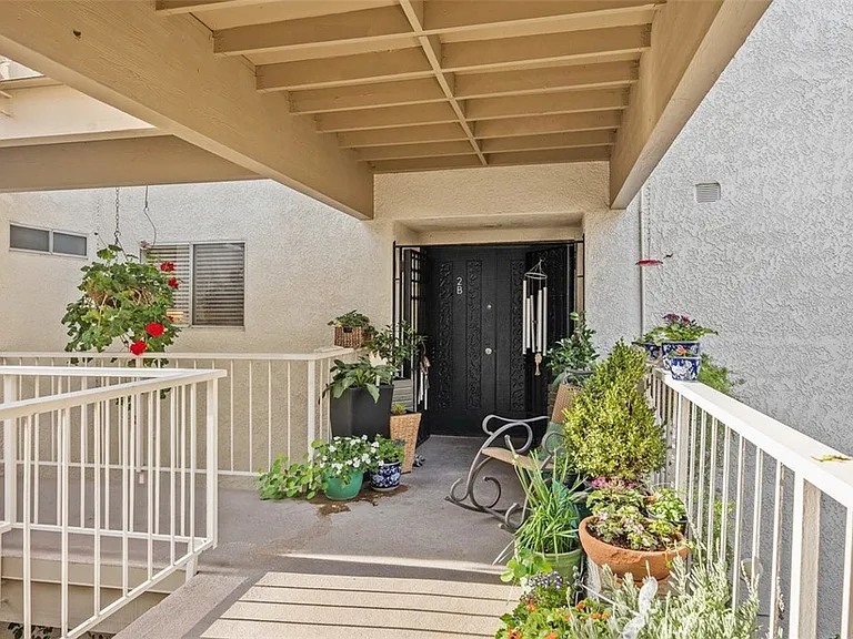 3242 San Amadeo #2B — Photo 8