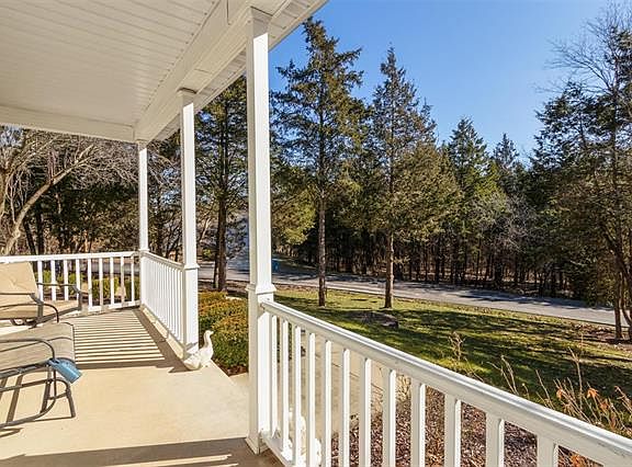 4th image of 5845 Parkview Dr