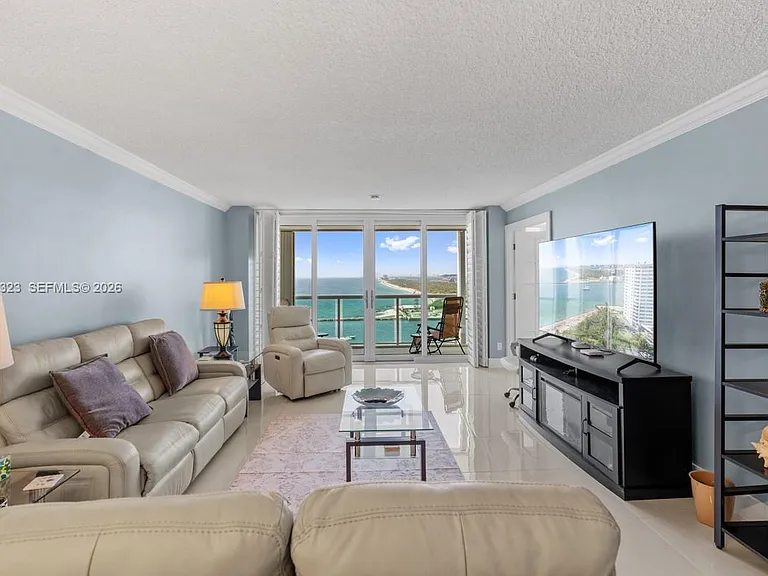 2100 S Ocean Ln #1704 — Photo 7