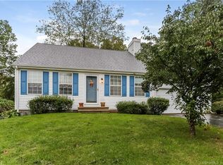 67 Timothy Dr, Middletown, CT 06457