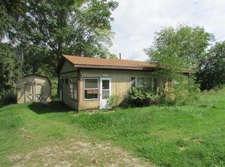 111 W McClung Rd, La Porte, IN 46350