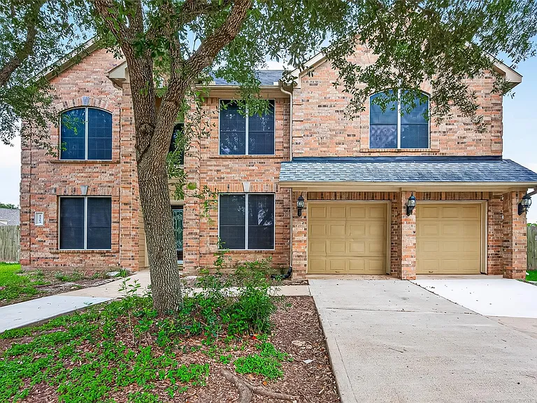 22303 Naple Hollow Ln — Photo 1