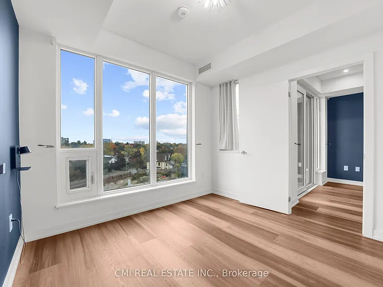 5 Wellington St S #411 — Photo 14