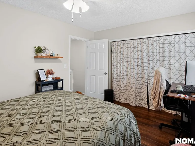 4239 S Mobile Cir #C — Photo 25