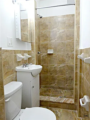 Rented by DSA Realty | media 40