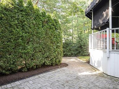 23 Chestnut Cor Lancaster Ny 14086 Zillow