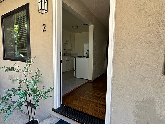 Front entry - hardwood floors