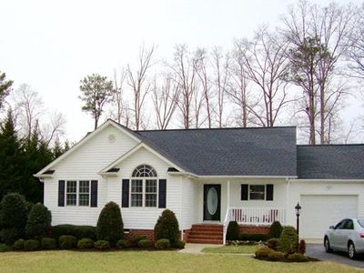 613 Hidden Oaks Pl, Prince George, VA, 23875