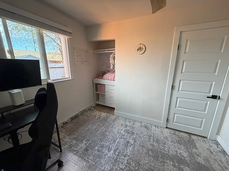 Office/Bedroom 2