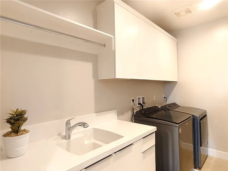 130 Ashpark — Photo 30