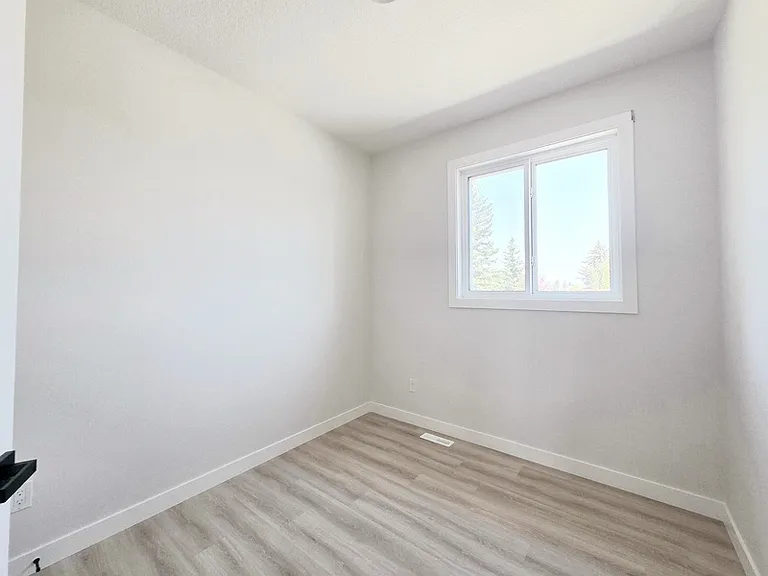 10627 149th St NW #UP — Photo 14
