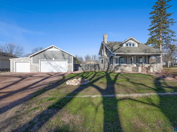 301 S Main St, Worthing, SD 57077