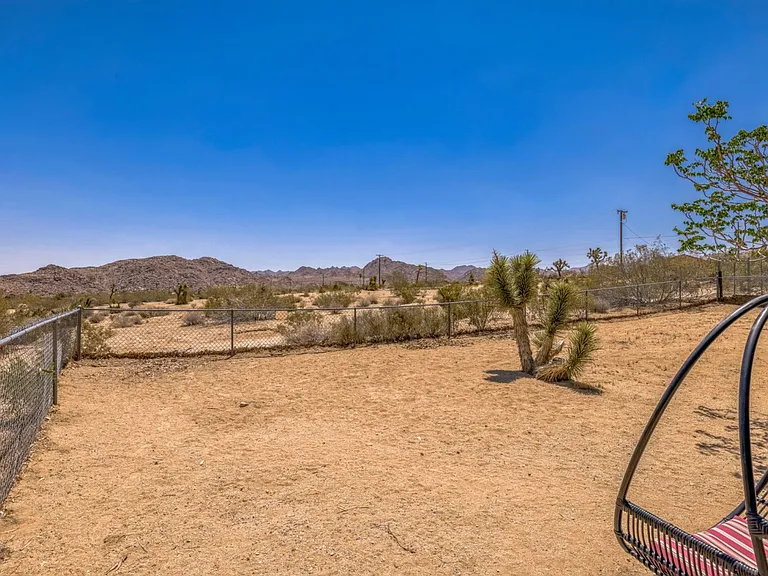 61381 Alta Mura Dr — Photo 25
