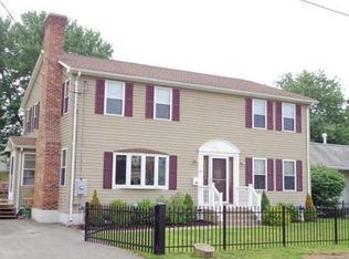 81 Mount Royal St, Chicopee, MA 01020