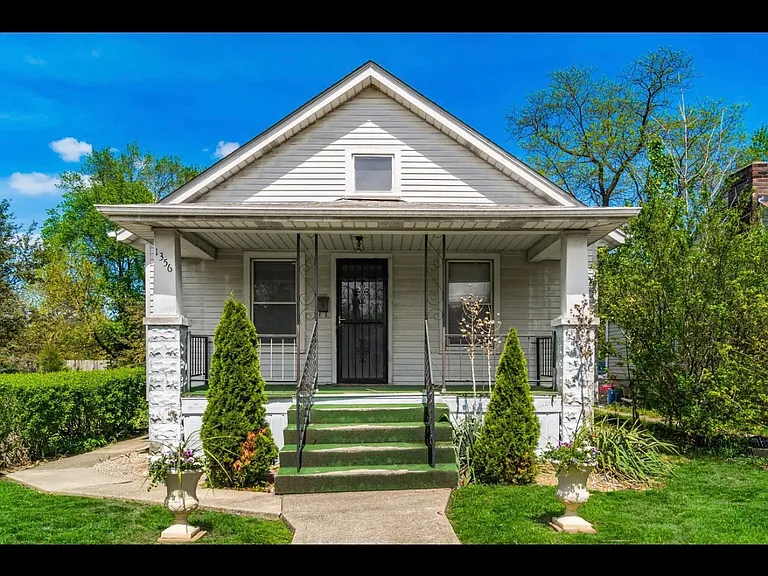 1356 E 18th Ave — Photo 1