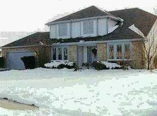26867 Shawnee Dr, Perrysburg, OH