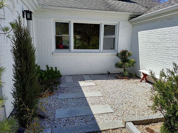 Courtyard patio
