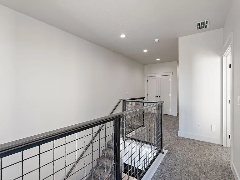 2510 W Iron Coop St #1 — Photo 33