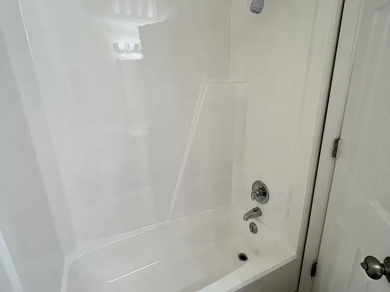 100 E Ballygar St #100E — Photo 5