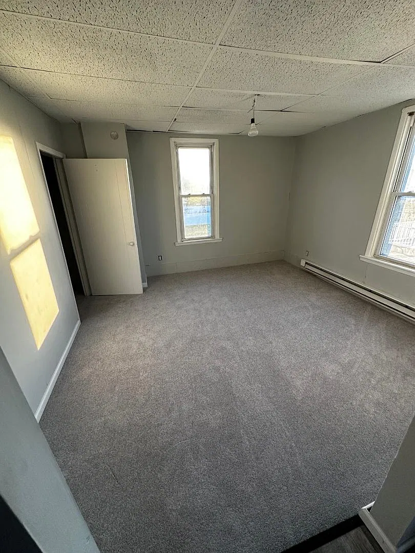 1704 Holmes Ave - 1704 Holmes Unit B (Second Floor) — Photo 2
